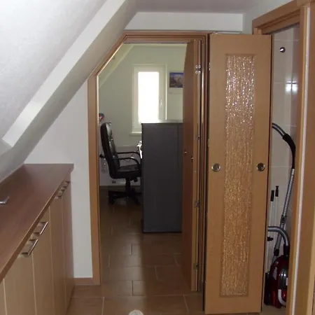 Apartment Ferienwohnung 3 Og Rechts Dresden-trachenberge Dresden