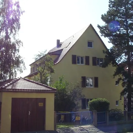 Ferienwohnung 3 Og Rechts Dresden-trachenberge *
